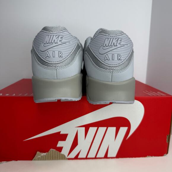 Nike Air Max 90 Wolf Grey Size 15 Men - Picture 6 of 8